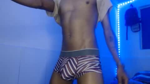 Snapshot of jhon_hot09 chatting on 10/30/25, 04:58 jhon_hot09 online show from 10/30/25, 04:58