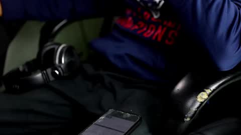 JJ online show from 11/04/25, 01:16