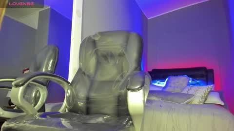 Jhon online show from 10/07/25, 12:24