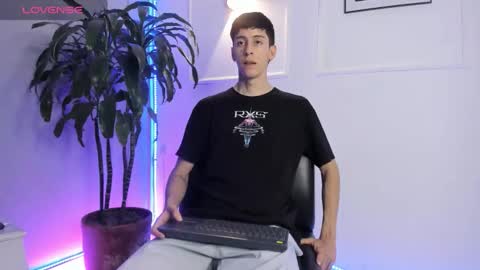 Snapshot of jhon_snow__ chatting on 11/12/25, 02:01 Jhon online show from 11/12/25, 02:01