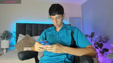 Snapshot of jhon_snow__ chatting on 11/18/25, 03:05 Jhon online show from 11/18/25, 03:05