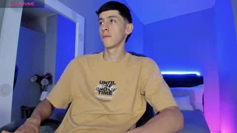 Snapshot of jhon_snow__ chatting on 12/20/25, 12:34 Jhon online show from 12/20/25, 12:34