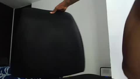 Jhon Tomson online show from 09/28/25, 01:55