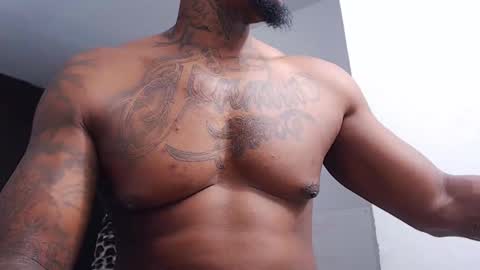 Snapshot of jhon_tomson1 chatting on 11/14/25, 09:57 Jhon Tomson online show from 11/14/25, 09:57