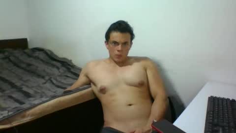 Snapshot of jhon_walkersky chatting on 12/04/25, 04:00 jhon_walkersky online show from 12/04/25, 04:00