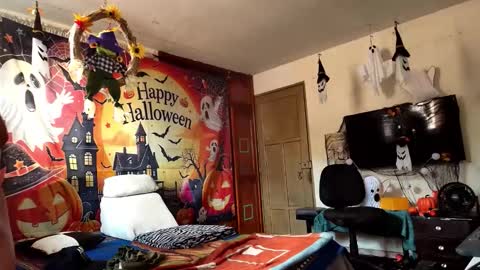 Snapshot of jhon_wich2 chatting on 10/28/25, 05:48 Jhon wich2 online show from 10/28/25, 05:48