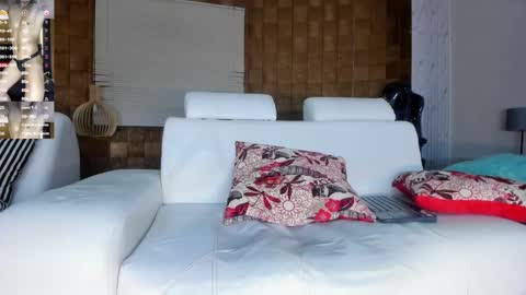 jhonaldsw online show from 02/20/25, 04:03