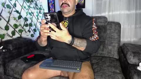 JhonD online show from 01/25/25, 01:43