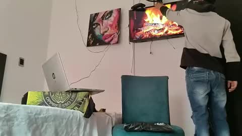 jhon online show from 01/18/25, 03:16