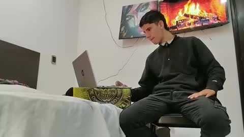 jhon online show from 01/29/25, 03:15