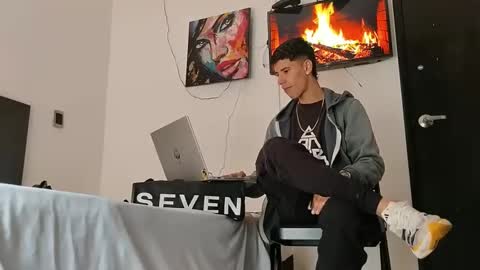 jhon online show from 02/23/25, 03:40