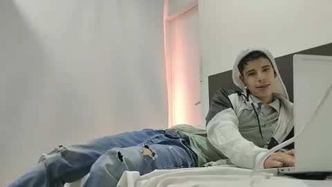 jhon online show from 02/27/25, 07:58