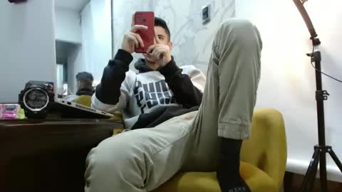 jhon online show from 10/09/25, 07:28