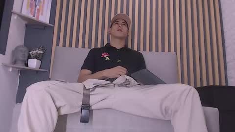 Snapshot of jhonn_rhyss chatting on 01/22/25, 02:26 Jhon online show from 01/22/25, 02:26