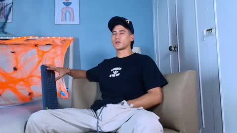 Snapshot of jhonn_rhyss chatting on 10/05/25, 07:34 Jhon online show from 10/05/25, 07:34