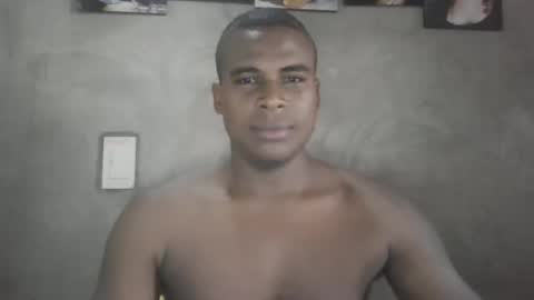 Snapshot of jhonnatanchaverrazabala1 chatting on 12/15/25, 12:20 rikhoter16 online show from 12/15/25, 12:20