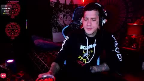 Snapshot of jhonny_ackerman chatting on 09/25/25, 03:32 jhonny_ackerman online show from 09/25/25, 03:32