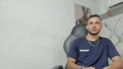 jhonny online show from 12/18/24, 03:37