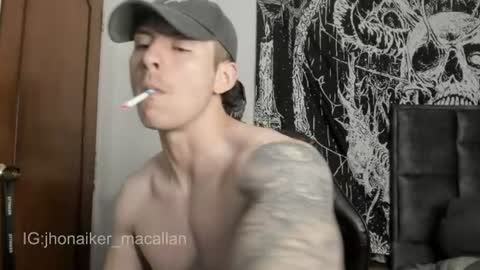 Snapshot of jhonny_macallan chatting on 07/16/26, 03:12 Jhonaiker online show from 07/16/26, 03:12
