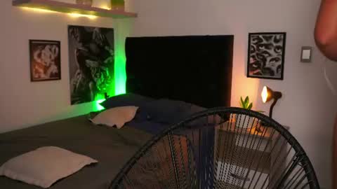 Jhonny  online show from 06/24/26, 03:49
