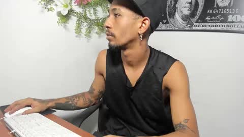 jhonson821 online show from 11/02/25, 03:20