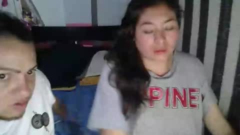 jonny y laura online show from 09/10/25, 04:01