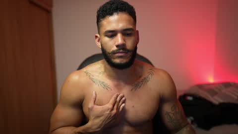 Snapshot of jhony_serna_ chatting on 12/26/24, 07:24 IG jhony serna IG Personal jonathanserna88 online show from 12/26/24, 07:24