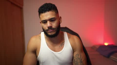 Snapshot of jhony_serna_ chatting on 01/04/25, 03:40 IG jhony serna IG Personal jonathanserna88 online show from 01/04/25, 03:40