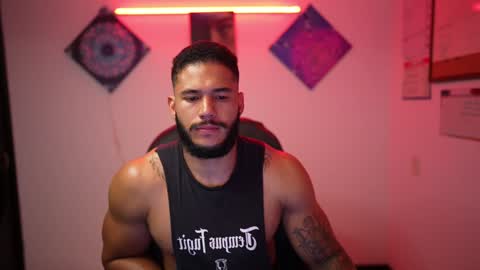 Snapshot of jhony_serna_ chatting on 01/24/25, 03:22 IG jhony serna IG Personal jonathanserna88 online show from 01/24/25, 03:22