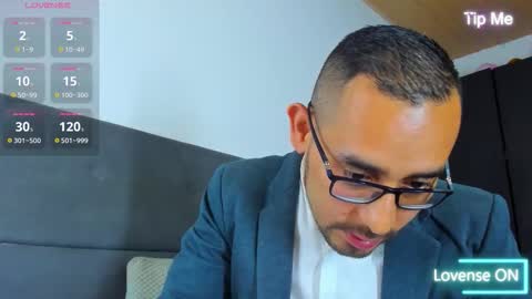 Jhony Alzate online show from 10/03/25, 02:19