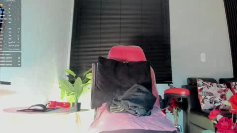 Snapshot of jhonymiller chatting on 11/29/25, 09:29 jhonymiller online show from 11/29/25, 09:29