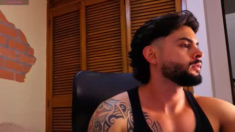 Snapshot of jhordan_white chatting on 12/17/25, 06:47 Jhordan White online show from 12/17/25, 06:47