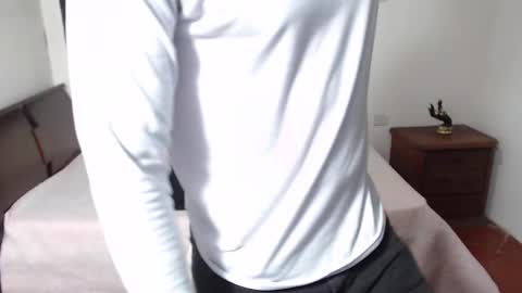 Jhors online show from 10/25/25, 04:09