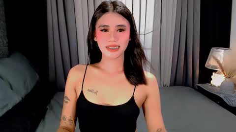 Snapshot of jhuliana_and_charles_room chatting on 10/09/25, 02:53 jhuliana_and_charles_room online show from 10/09/25, 02:53