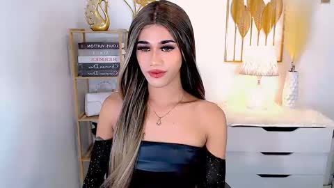 julie online show from 12/05/24, 08:44