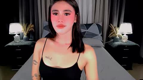 Snapshot of jhulianagrey chatting on 09/16/25, 03:51 julie online show from 09/16/25, 03:51