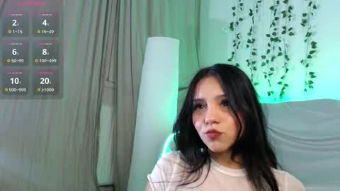 Ji Hye online show from 10/17/25, 03:36