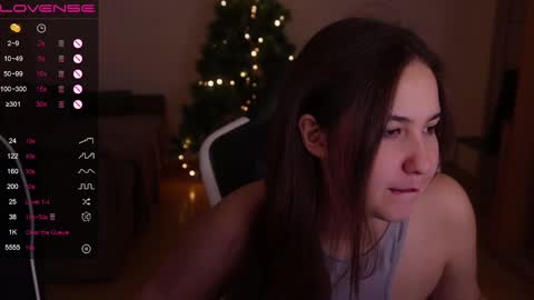 jia_lisaa online show from 12/24/24, 10:22