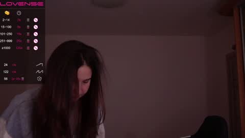 jia_lisaa online show from 03/06/25, 11:47