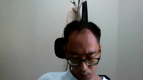 Alex online show from 01/01/25, 01:04