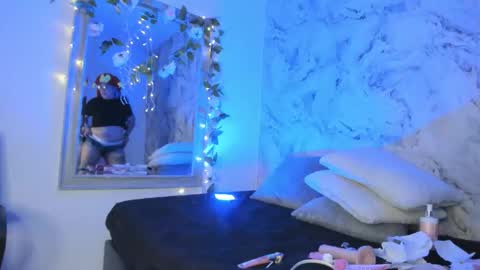 Snapshot of jiah_park chatting on 11/07/25, 02:22 Jiah Park online show from 11/07/25, 02:22