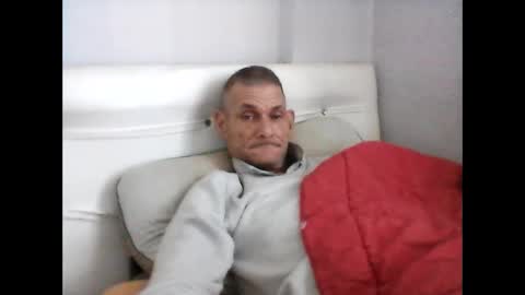Snapshot of jigolo_golo35 chatting on 12/14/24, 11:29 jigolo_golo35 online show from 12/14/24, 11:29