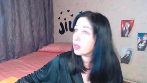 Snapshot of jill_stevens chatting on 10/04/25, 10:24 Jill online show from 10/04/25, 10:24