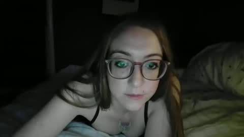 Snapshot of jilliangiselle chatting on 06/04/26, 03:45 jilliangiselle online show from 06/04/26, 03:45