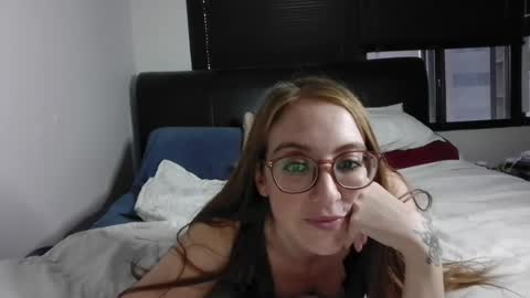 Snapshot of jilliangiselle chatting on 07/06/26, 03:58 jilliangiselle online show from 07/06/26, 03:58