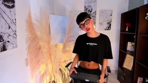 Snapshot of jim_twink chatting on 10/24/25, 02:41 Jim  online show from 10/24/25, 02:41