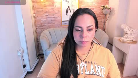 jimena  online show from 12/17/24, 03:17