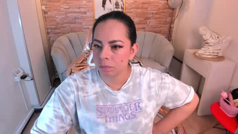 jimena  online show from 12/18/24, 03:04