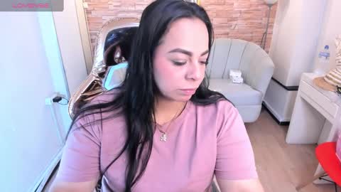 jimena  online show from 02/11/25, 03:08