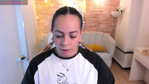 jimena  online show from 03/07/25, 03:19